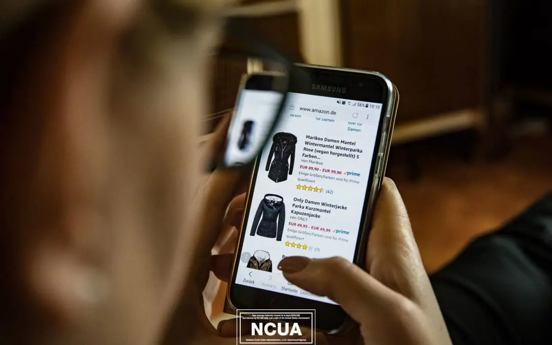 Holiday Gift-Giving During a Pandemic: How to Shop Safely and Wisely